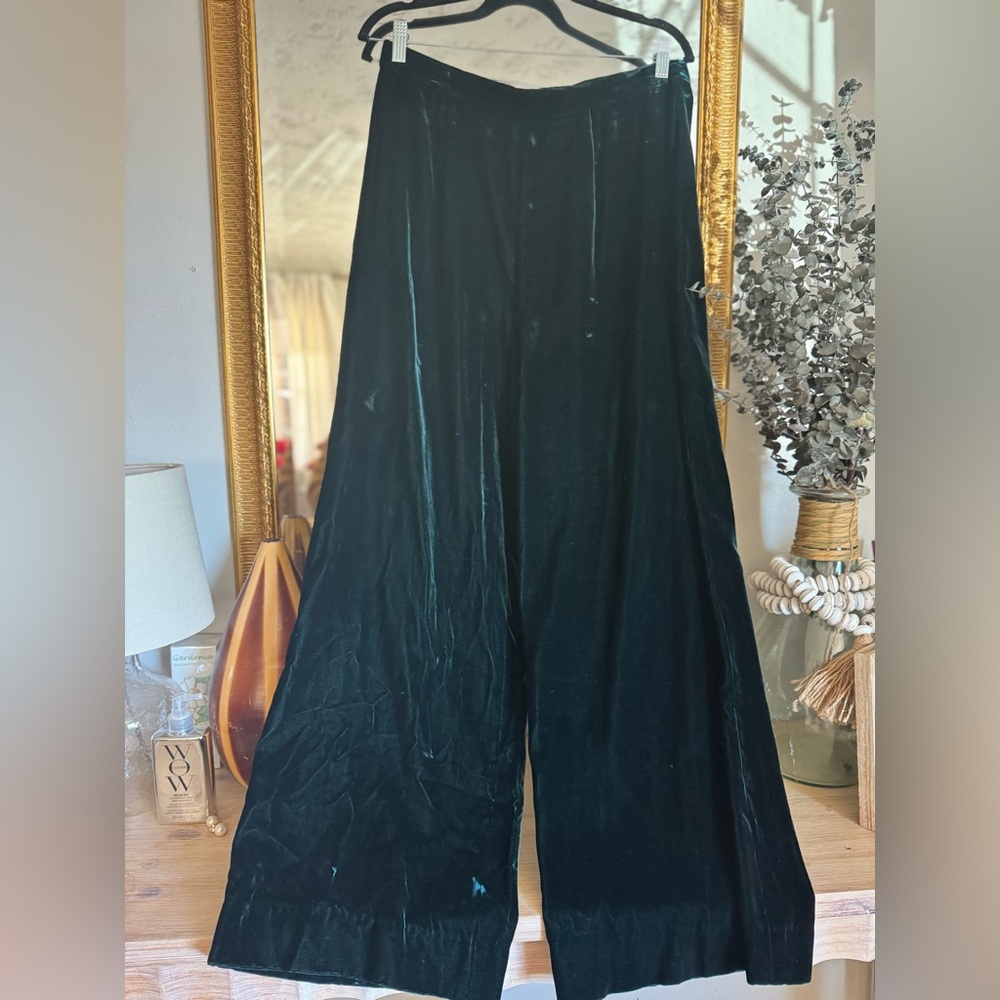 Vintage Velvet Wide-Leg Pants in Deep Emerald